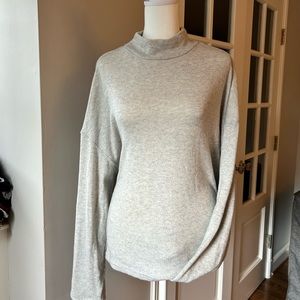 Hudson Los Angeles turtle neck sweater super soft knit beautiful neutral cozy